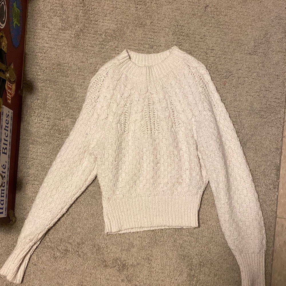 American Eagle sweater